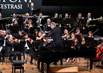 ADSO DenizBank Konserleri: Atatürk Kültür Merkezi Aspendos’ta Verilen Set