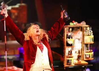 Batı Ekspresi: Göç ve Avrupalılaşma Üzerine Keskin Bir Kara Komedi