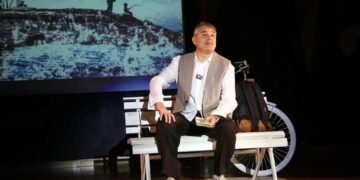 Hayatı Hikâye Olan Adam Sait Faik: Sahnedeki Özgün Yolculuk