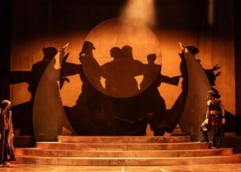 Kadıköy Süreyya’da İDOB’un Yeniden Yansıması: Deli Dumrul ve Tehlikeli Oyun”in Dünya Prömiyerinden Seçmeler