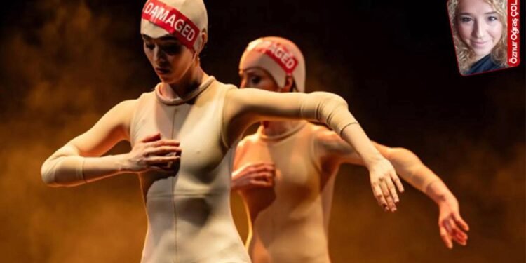 Pinokyo.exe: Çarpık Zamanlar İçin Bir Kukla – Sahnede Yeniden Yazılan Bir Distopya