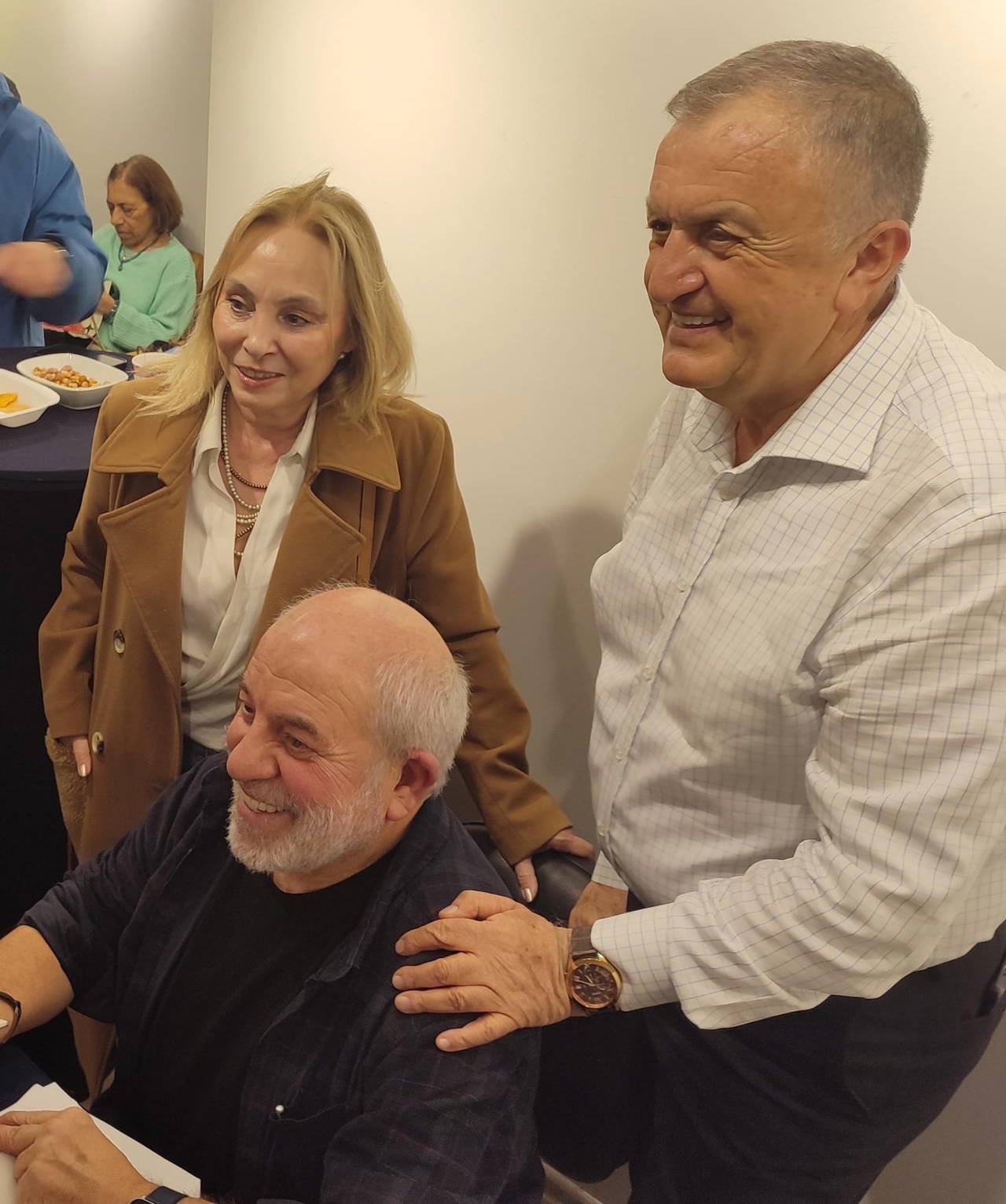 CUMOK’un Gücü: Adnan Gerger’in Önce Cumhuriyet Tanıtımı Ankara’da Sahne Aldı