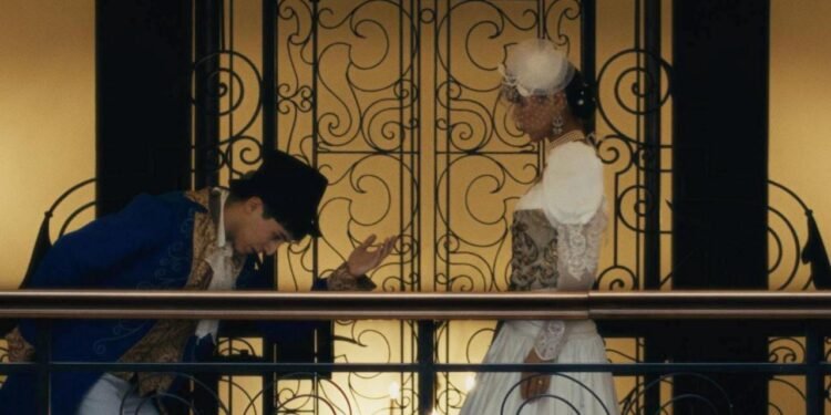 Pera Palace’ta İki Klasik Eser: Bilinmeyen Bir Kadının Mektubu ve Vadideki Zambak