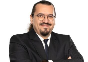 Yalnızlık Fırtınası: Bahadır İçel’in Şiir Yolculuğu