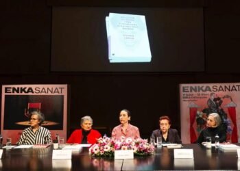 Bir Dönem Üstünden Türk Tiyatrosuna Eleştiriler Işığında Yeniden Okuma: Gürün’ün Yeni Kitabı Tanıtımı