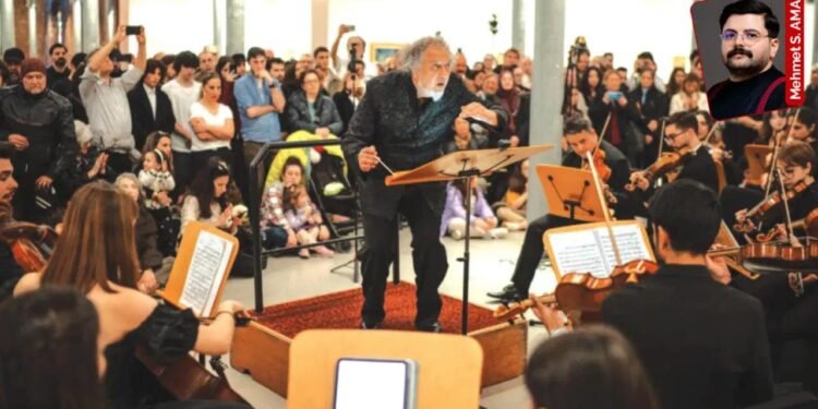 İBB Gençlik Orkestrası İlk Konserinde Geçmişten Geleceğe Bir Müzik Yolculuğu