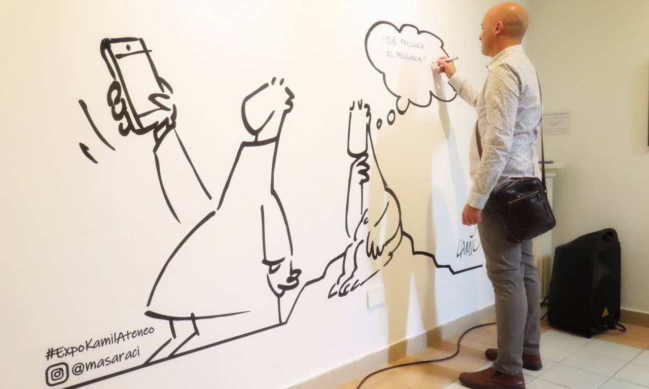 Mizah Atlantik'i Aşan İmgeler: Santa Lucia'da 60 Seçkiyle Kişisel Bir Sığınak