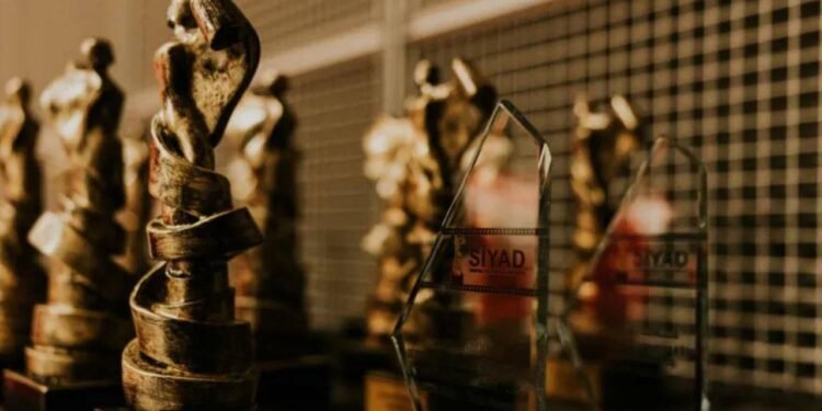 SİYAD Kararı: Ahmet Uluçay Umut Ödülü Bağlamında Toprak Işık Olayı Geri Çekilebilmiştir